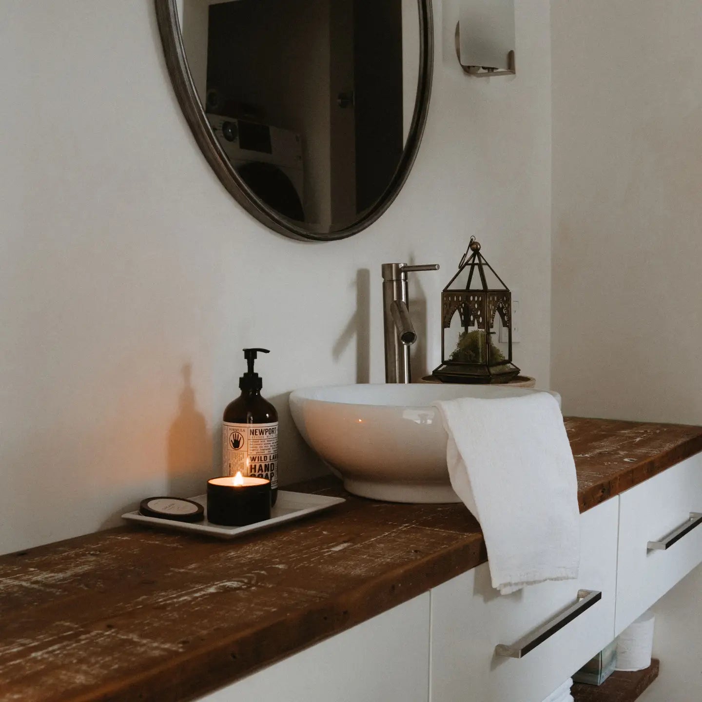 Hand Poured Soy Wax Candles | Bookworm Travel Tin