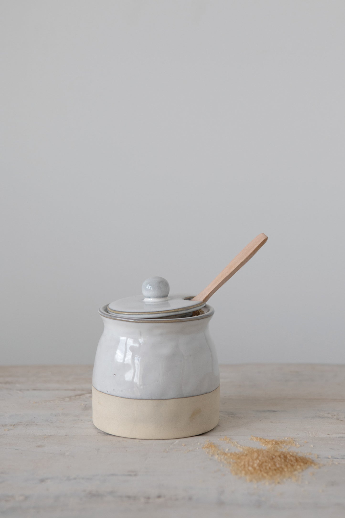 Sugar pot