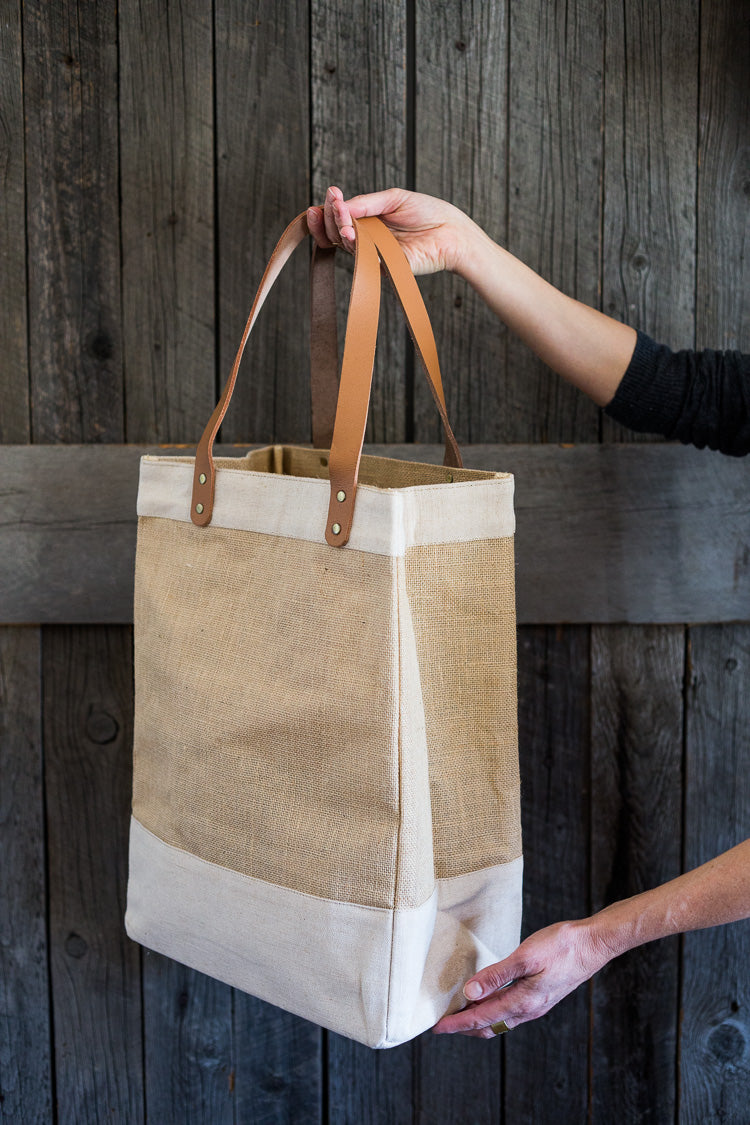 jute market tote with canvas accents, leather handles and large inside pocket.  #tote #farmersmarket