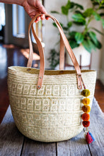 Load image into Gallery viewer, Oaxacan Palm Leaf Tote with Leather Straps

