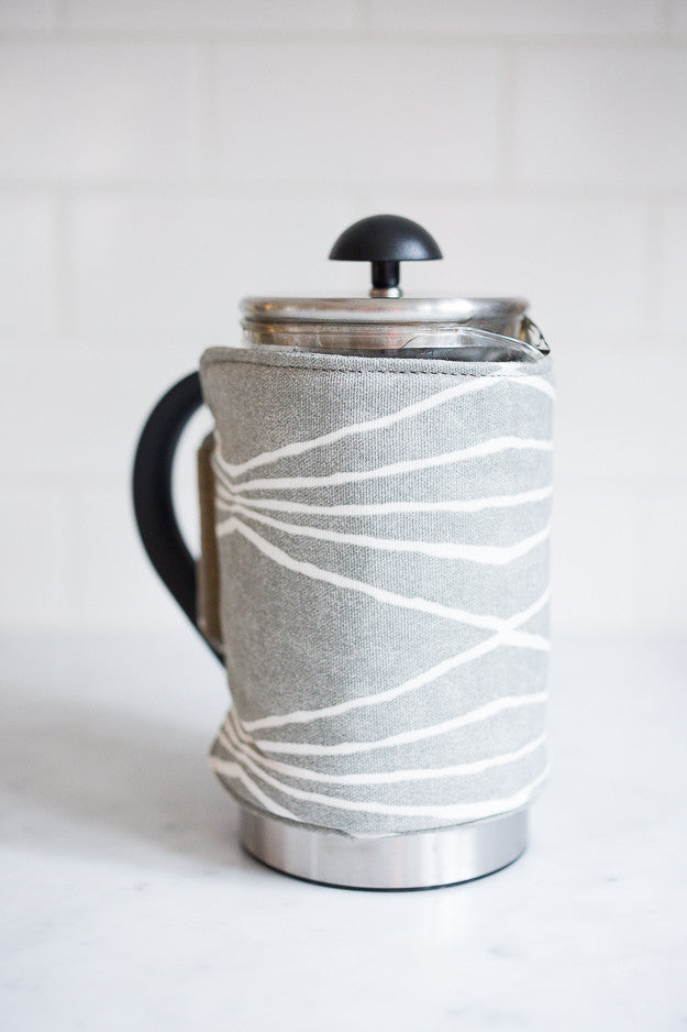 French Press Coffee Cozy | www.bowlandpitcher.com