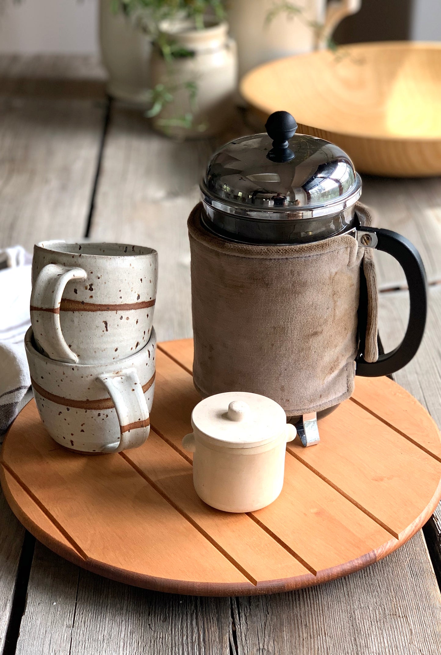 Maple Wood Lazy Susan | www.bowlandpitcher.com | #lazysusan #cheeseboard