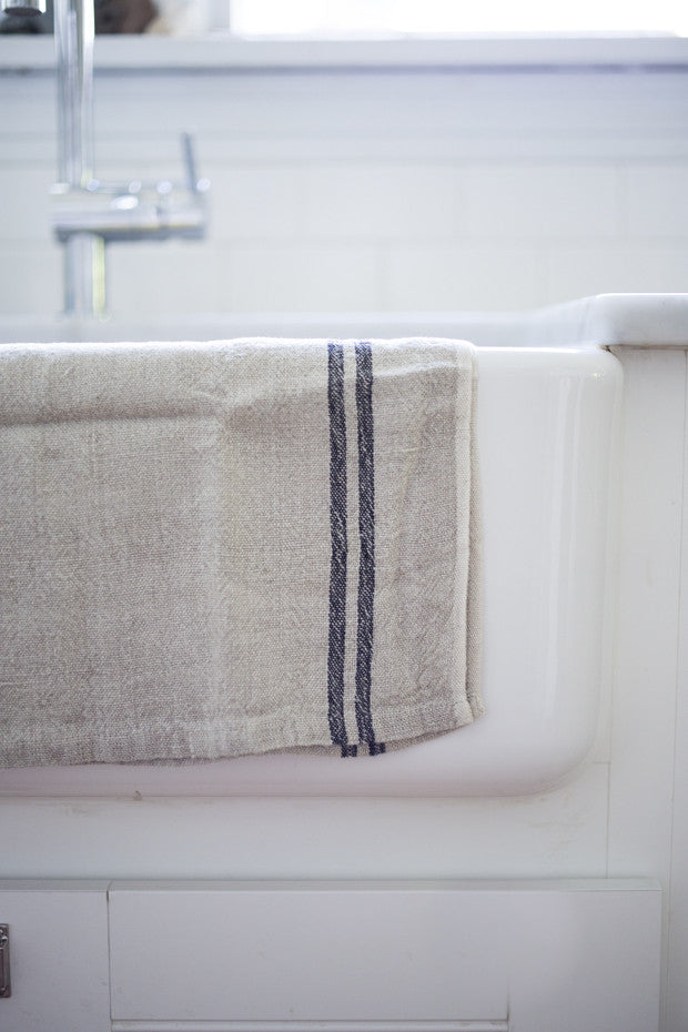 linen tea towel | www.bowlandpitcher.com