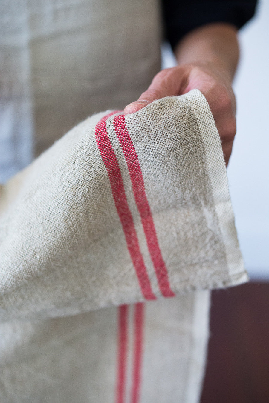 linen tea towel | www.bowlandpitcher.com