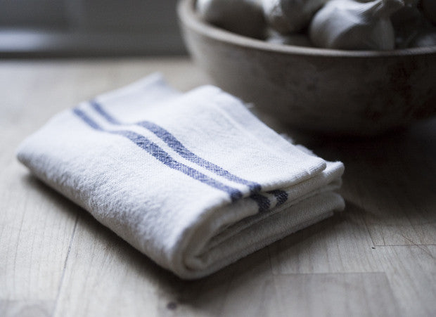 linen tea towel | www.bowlandpitcher.com