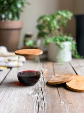 Load image into Gallery viewer, Wood coasters | Teak Wood coasters| www.bowlandpitcher.com
