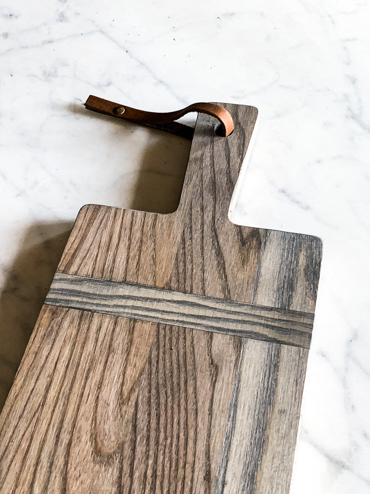 www.bowlandpitcher.com | Wood Serving Board #woodservingboard #cheeseboard